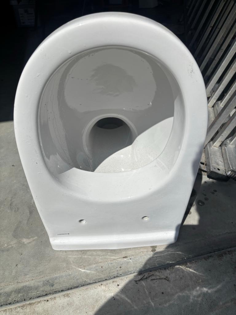 Nieuw Geberit Toilet - Te Koop, Doe-het-zelf en Verbouw, Sanitair, Nieuw, Toilet, Ophalen