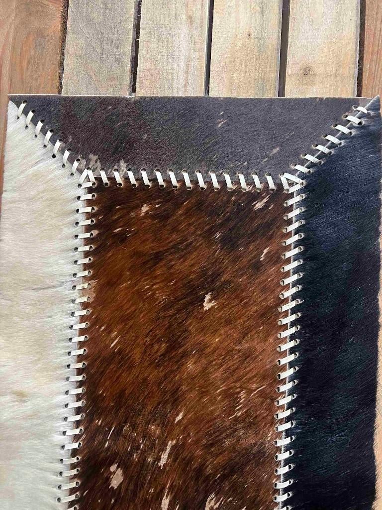 Patchwork koeienhuid tafelloper  59/36 cm, Minder dan 50 cm, Gebruikt, 50 tot 100 cm, Etten-Leur