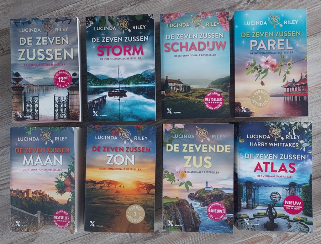Complete serie de zeven zussen, Boeken, Ophalen of Verzenden, Zo goed als nieuw, Lucinda Riley