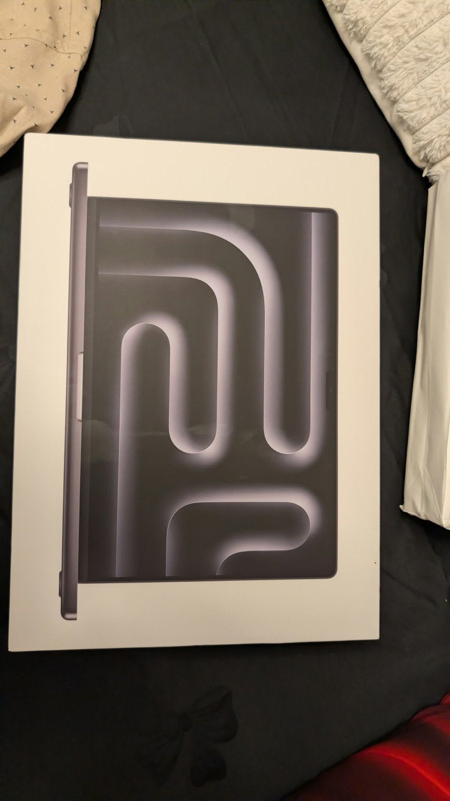 MacBook Pro 16 inch M5 1TB 48GB RAM - Nieuw & Verzegeld