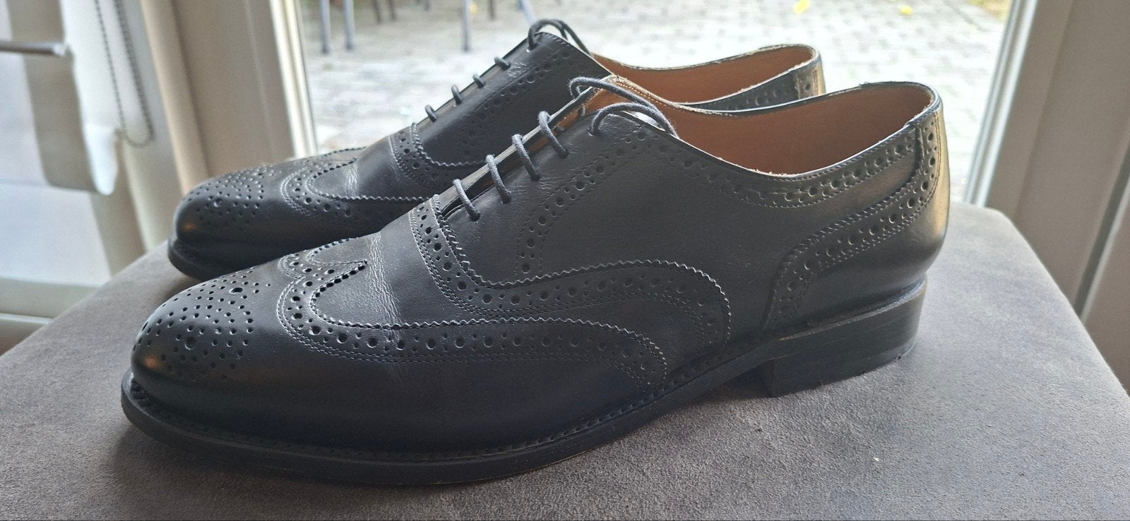 Van Bommel Goodyear Welted Brogues - Maat 9H, Zwart, Ophalen of Verzenden, Zo goed als nieuw, Van Bommel