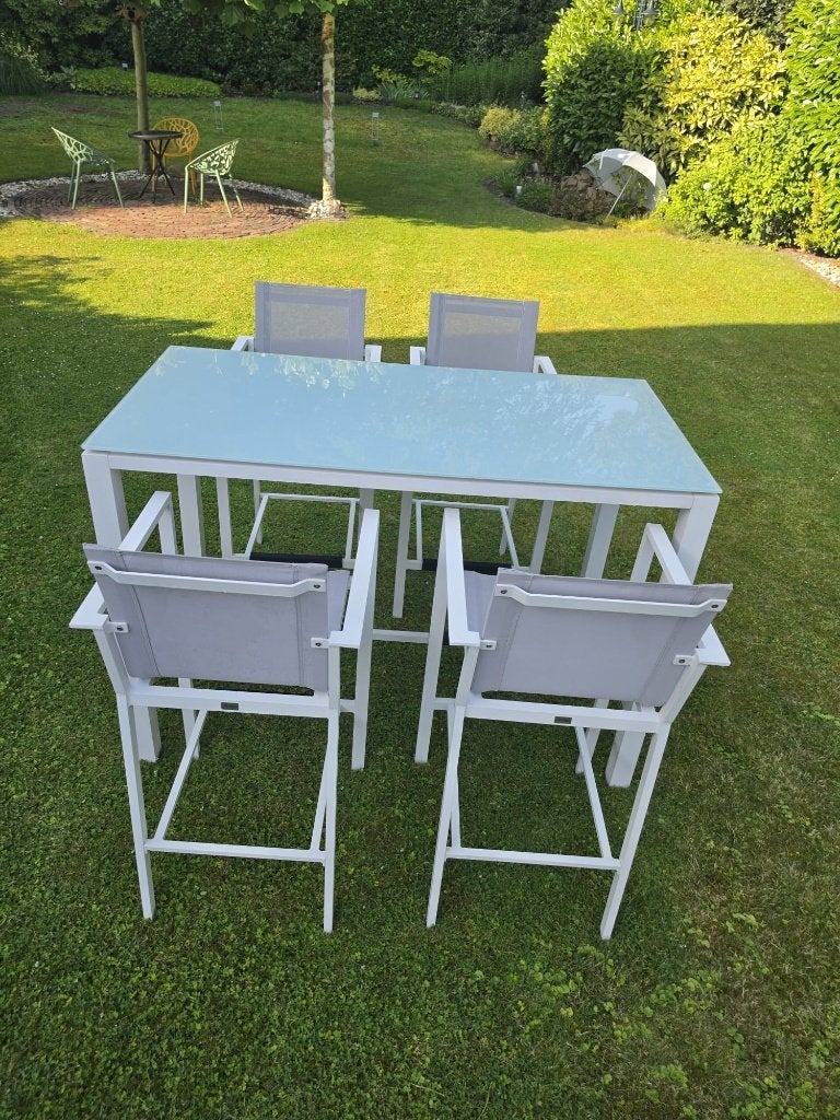 barset wit 5-delig wit, Ophalen, 4 zitplaatsen, Aluminium, Zo goed als nieuw