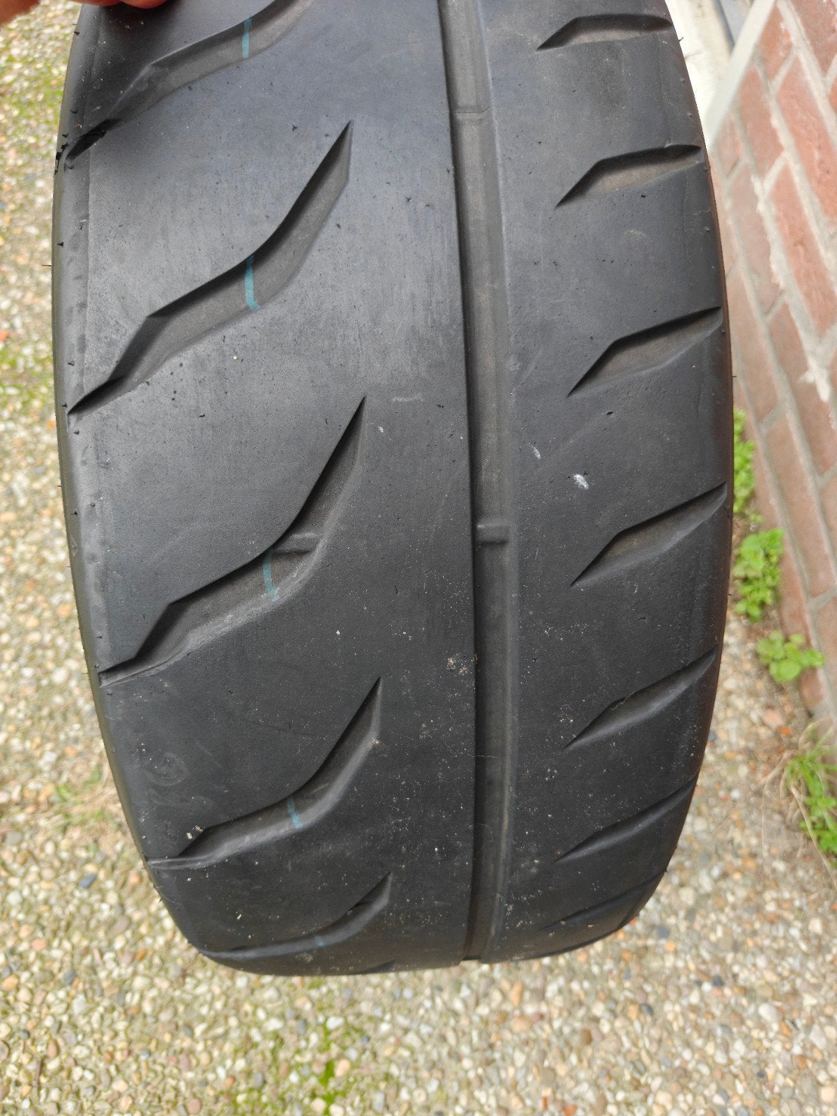 1 velg met band... Toyo Proxes R888R banden met velgen - 235, 19 inch, Gebruikt, Banden en Velgen, Ophalen of Verzenden