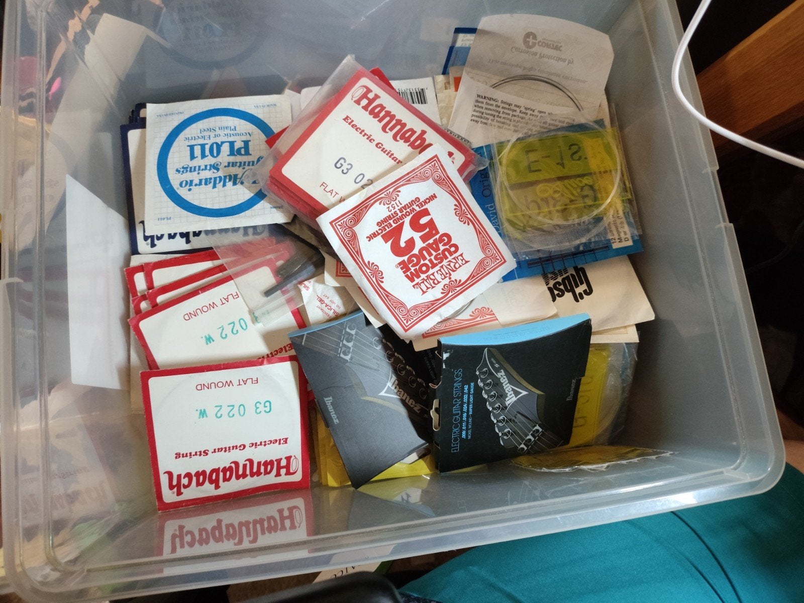losse snaren en complete sets (Ibanez D'Addario, ernie Ball), Muziek en Instrumenten, Instrumenten | Toebehoren, Ophalen of Verzenden