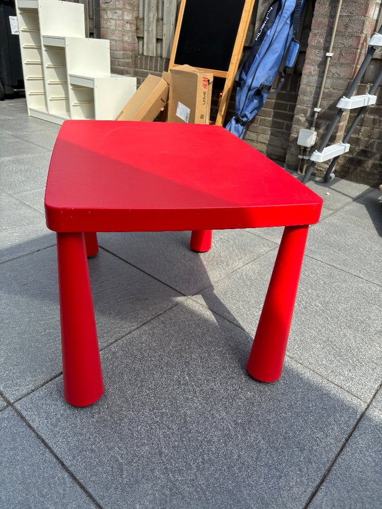 MAMMUT kindertafel rood, Ophalen, Gebruikt, Tafel(s)