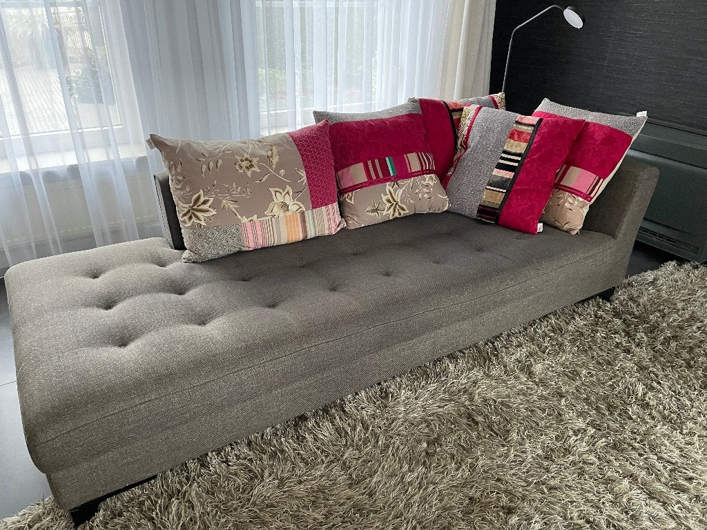 bank Roche Bobois bruin chais longe zwart onderstel, Ophalen, Gebruikt, Driepersoons, 75 tot 100 cm