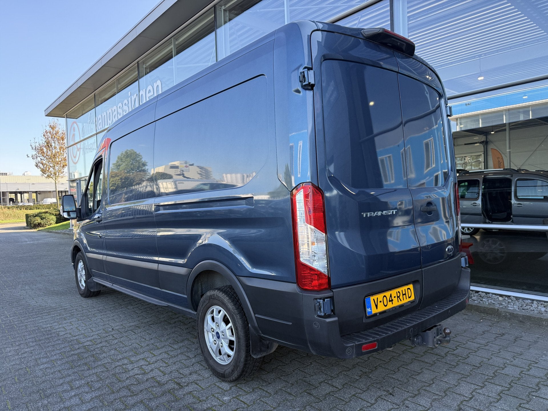 Ford Transit 5+1 Rolstoelbus 350 2.0 TDCI L3H2 Limited (Prac, 2081 kg, 4 cilinders, 1850 kg, Blauw