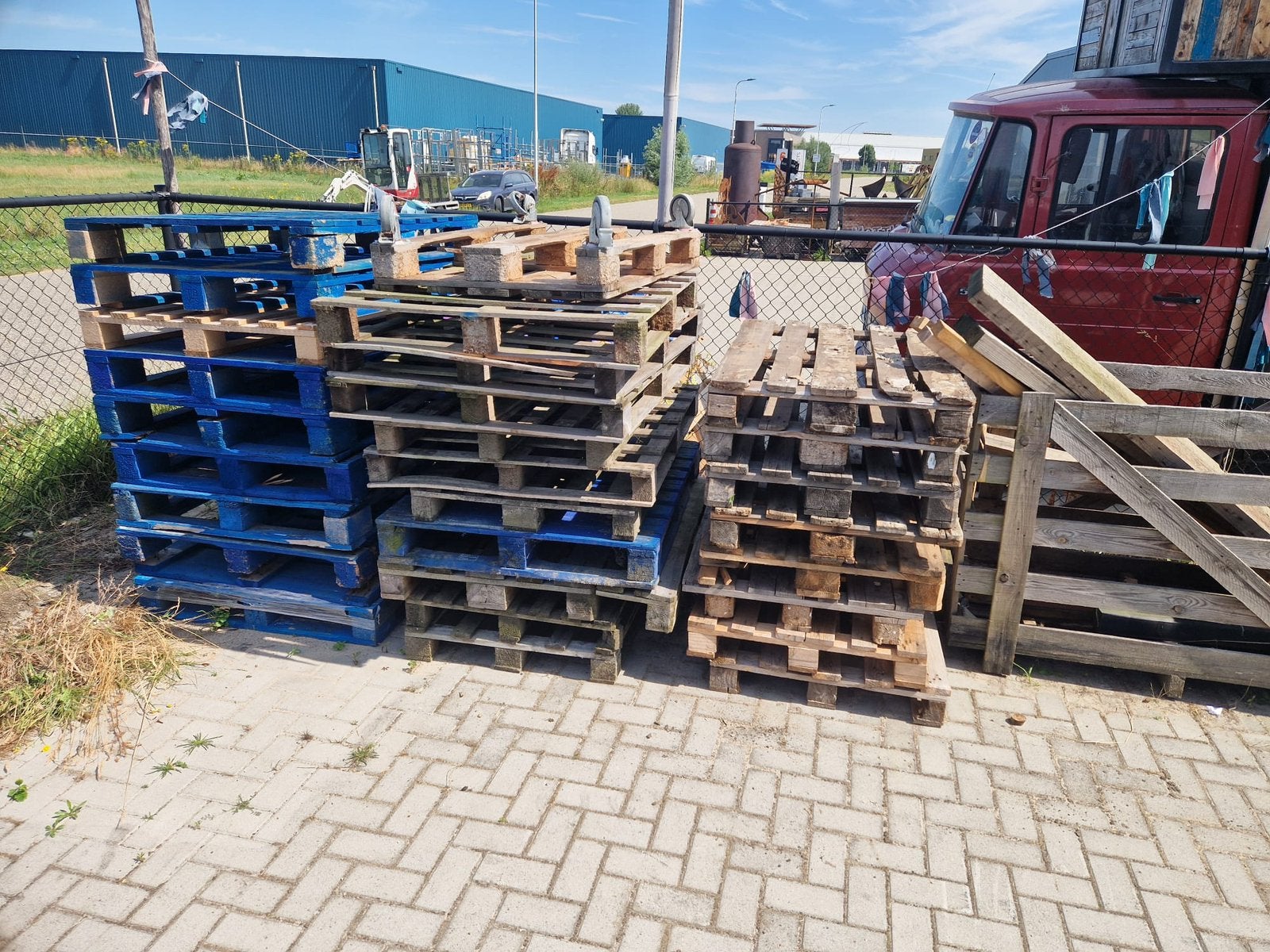GRATIS PALLETS AF TE HALEN IN RAALTE, Ophalen, Minder dan 25 mm, Eiken, Zo goed als nieuw