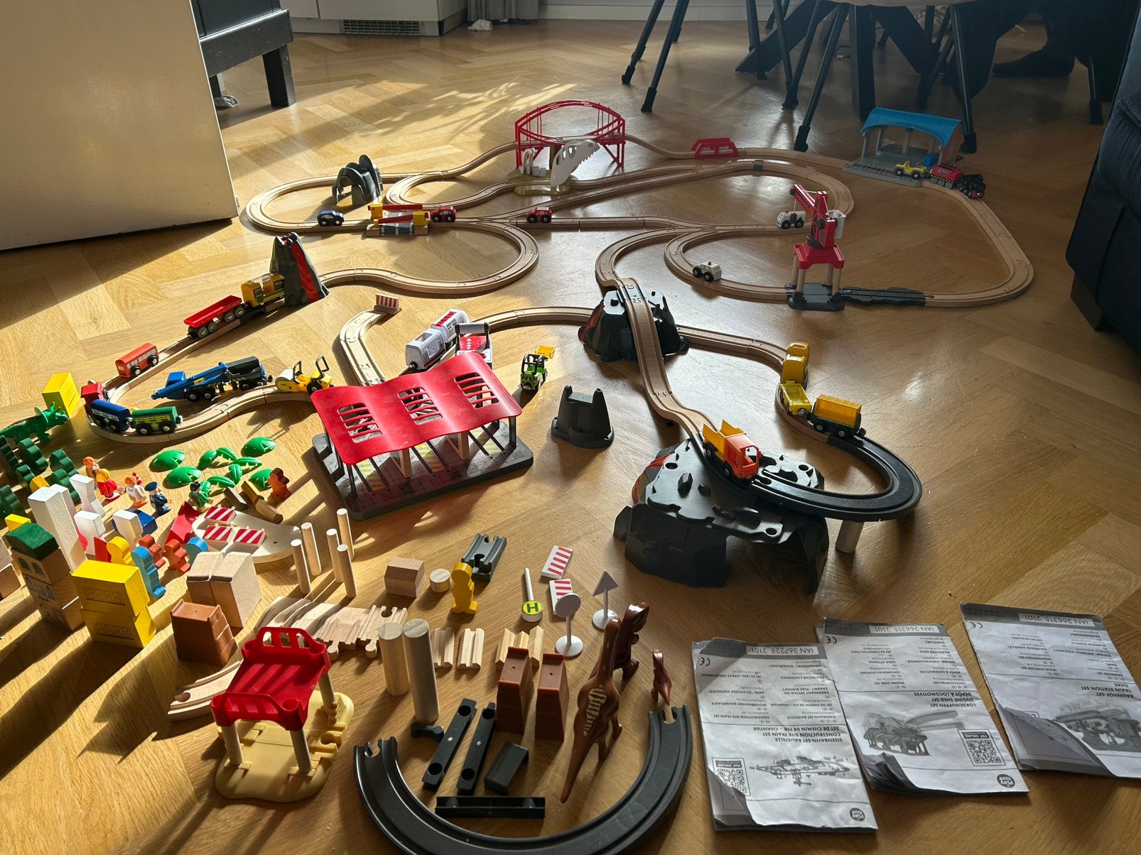 Uitgebreide treinbaan set met veel accessoires, Ophalen of Verzenden, Gebruikt