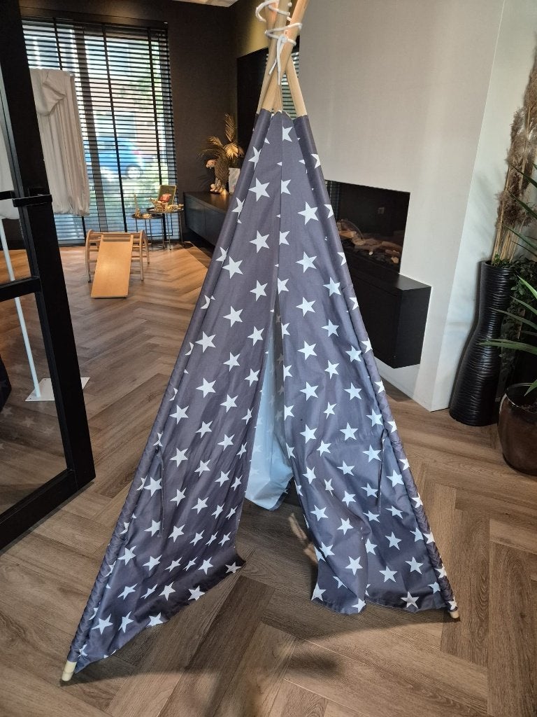 Leuke tipitent met sterrenpatroon voor kinderen, Ophalen, Gebruikt, Hout