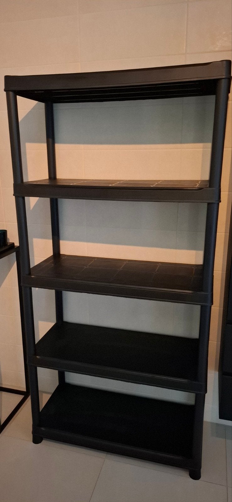 Zwart kunststof opbergrek met 5 planken, Ophalen, Gebruikt