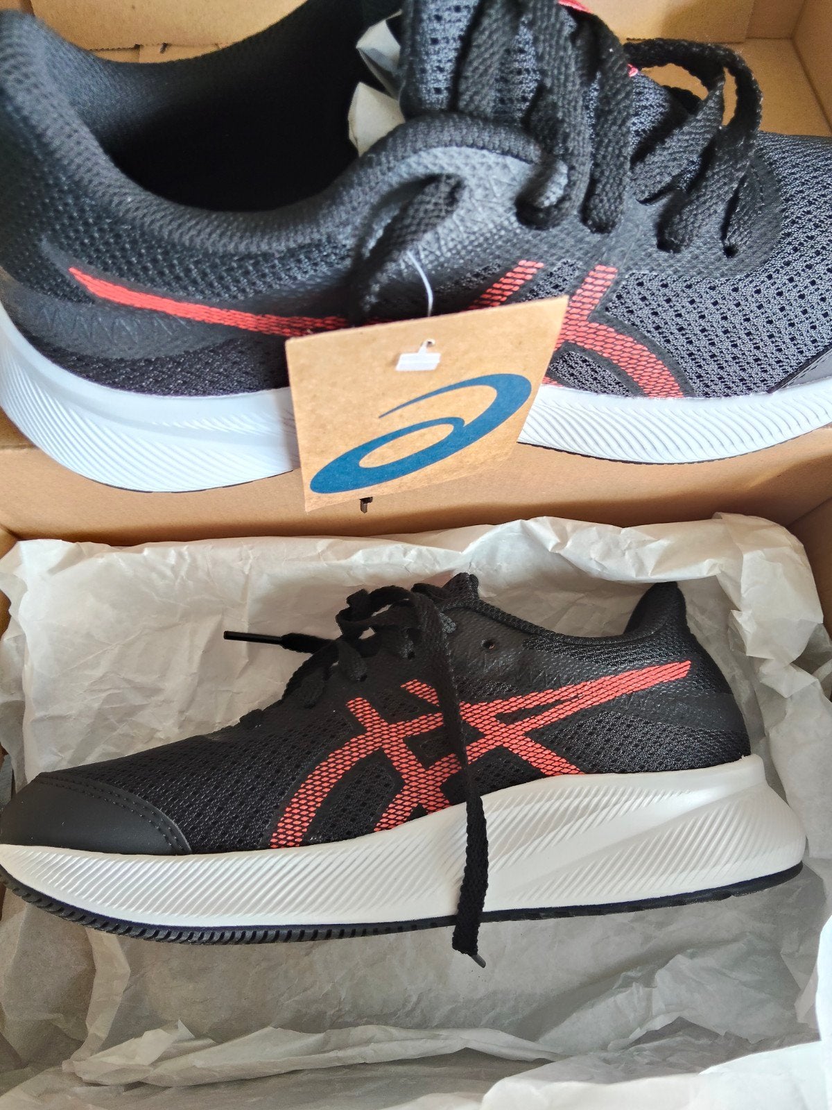 ASICS Patriot 13 GS sneakers - Maat 35 - Zo goed als nieuw, Kinderen en Baby's, Kinderkleding | Schoenen en Sokken, Ophalen, ASICS
