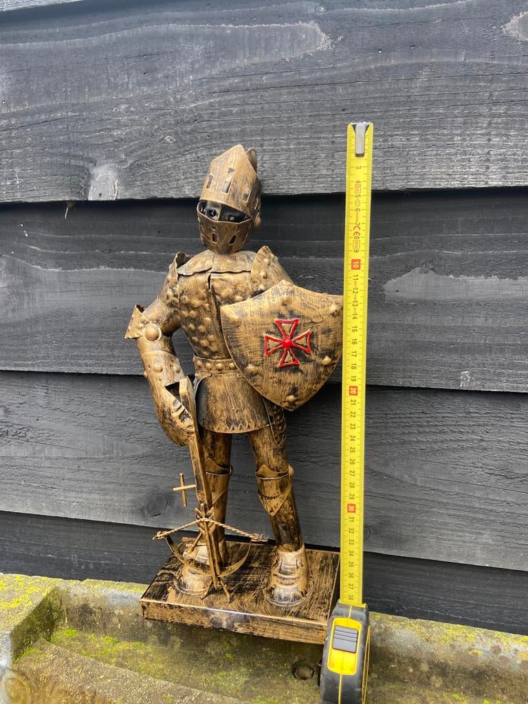 Metalen ridder met kruisboog(afmetingen zie foto’s), Ophalen of Verzenden, Zo goed als nieuw, Overige typen