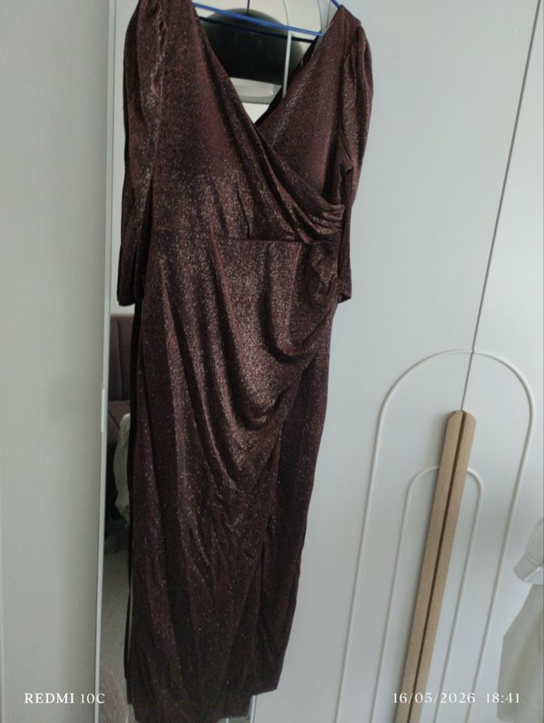Elegante Galajurk Maat 44-48 - Zo goed als nieuw, Ophalen of Verzenden, Zo goed als nieuw, Maat 46/48 (XL) of groter, Bruin
