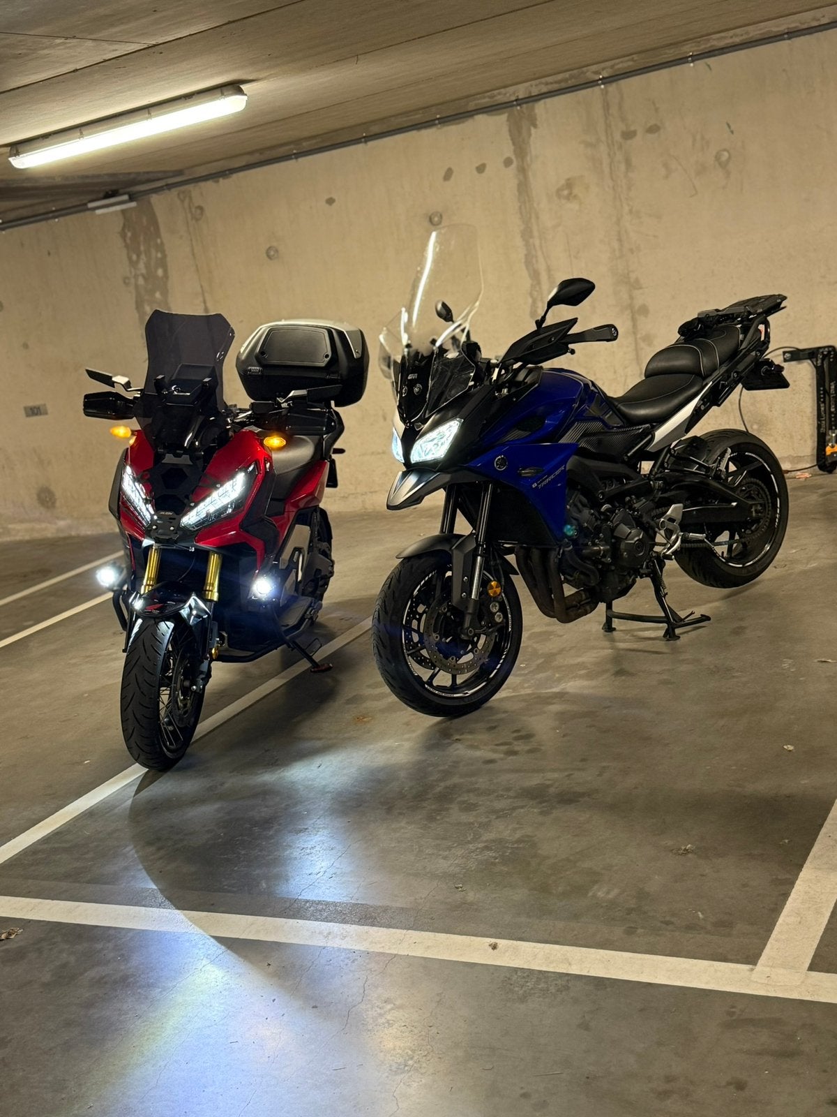Yamaha tracer 900, Motoren, Occasion, Motorrijbewijs A, Handvatverwarming, 3 cilinders