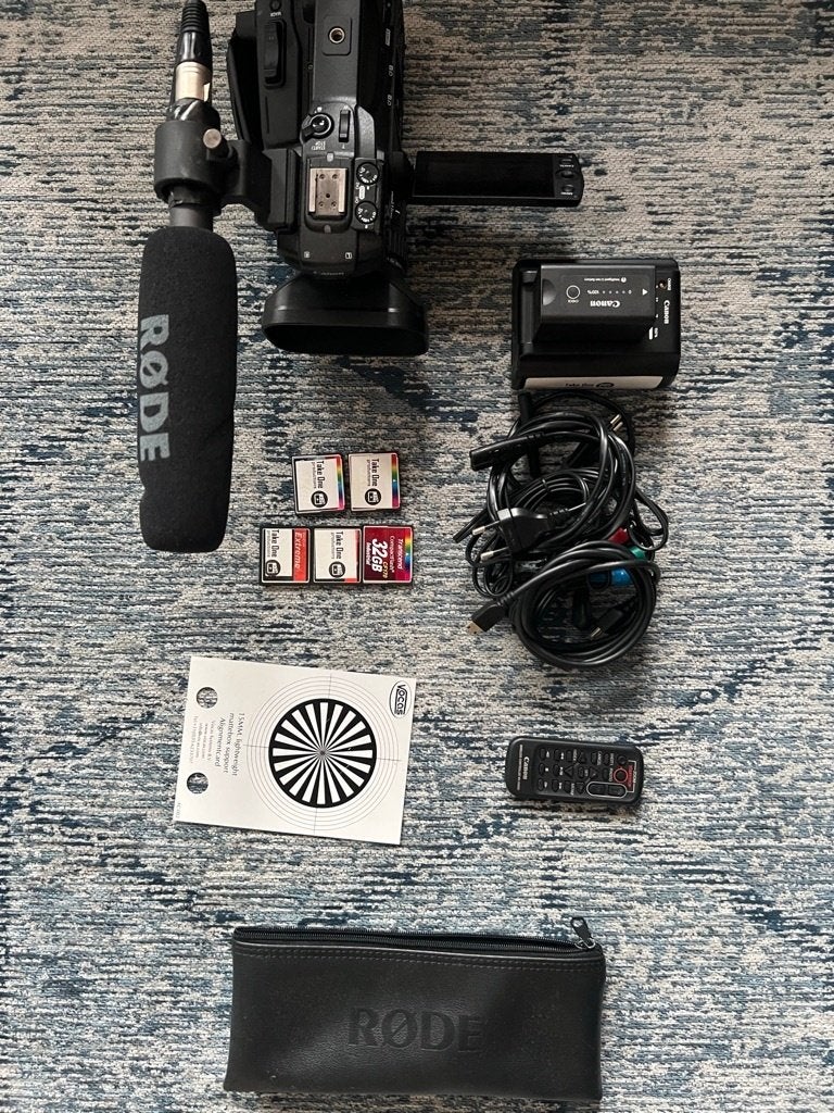 Canon XF100, pro HD Camcorder inclusief tas, Gebruikt, Canon, Ophalen of Verzenden, Band, Disc of Geheugen