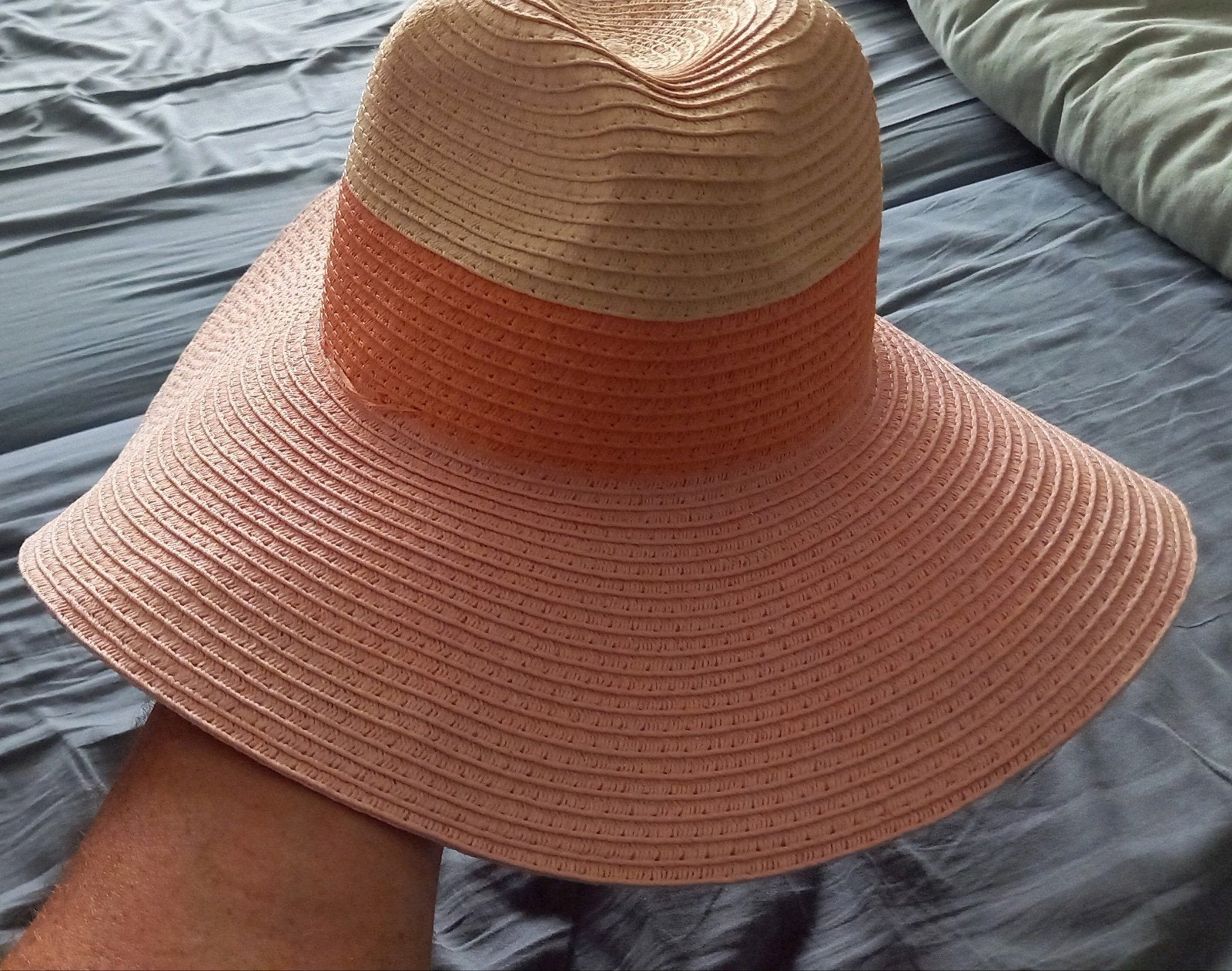 Stijlvolle Zomerhoed - Roze met Oranje Band, Ophalen of Verzenden, Zo goed als nieuw, One size fits all, Hoed