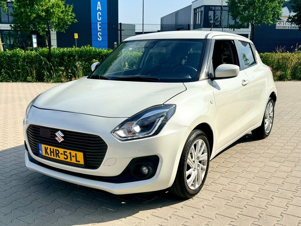 Suzuki SWIFT 1.2 Select Smart Hybrid Parelmoer Wit, 83 pk, Stof, Gebruikt, 4 cilinders