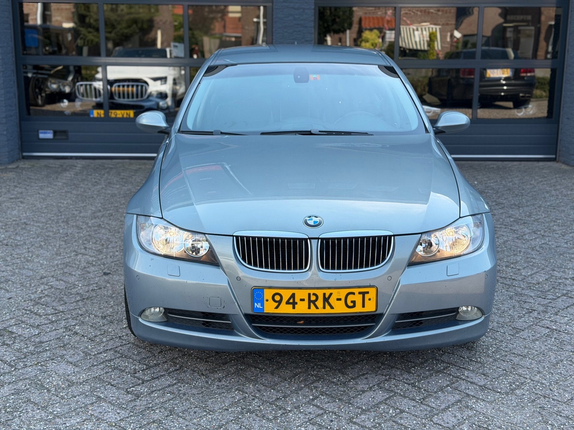 BMW 3-serie 330i Dynamic Executive Leer|Trekhaak|Nap|Navi, Auto's, Automaat, Achterwielaandrijving, 259 pk, 2996 cc