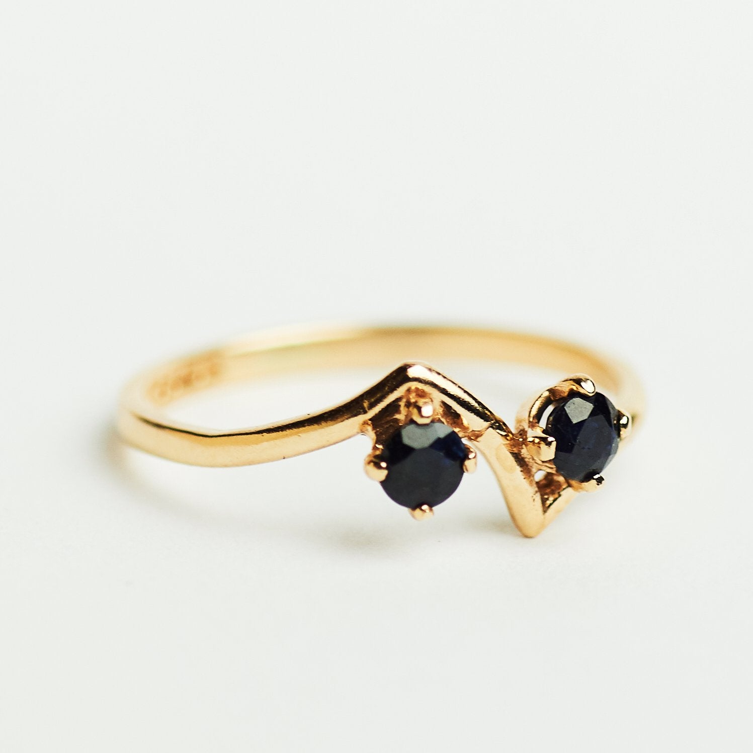 Vintage ring, Ophalen of Verzenden, Zo goed als nieuw, 17 tot 18, Met edelsteen