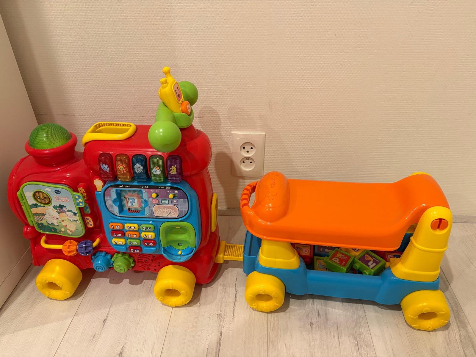 Vtech trein, Kinderen en Baby's, Speelgoed | Vtech, Ophalen, Zo goed als nieuw, 6 maanden tot 2 jaar
