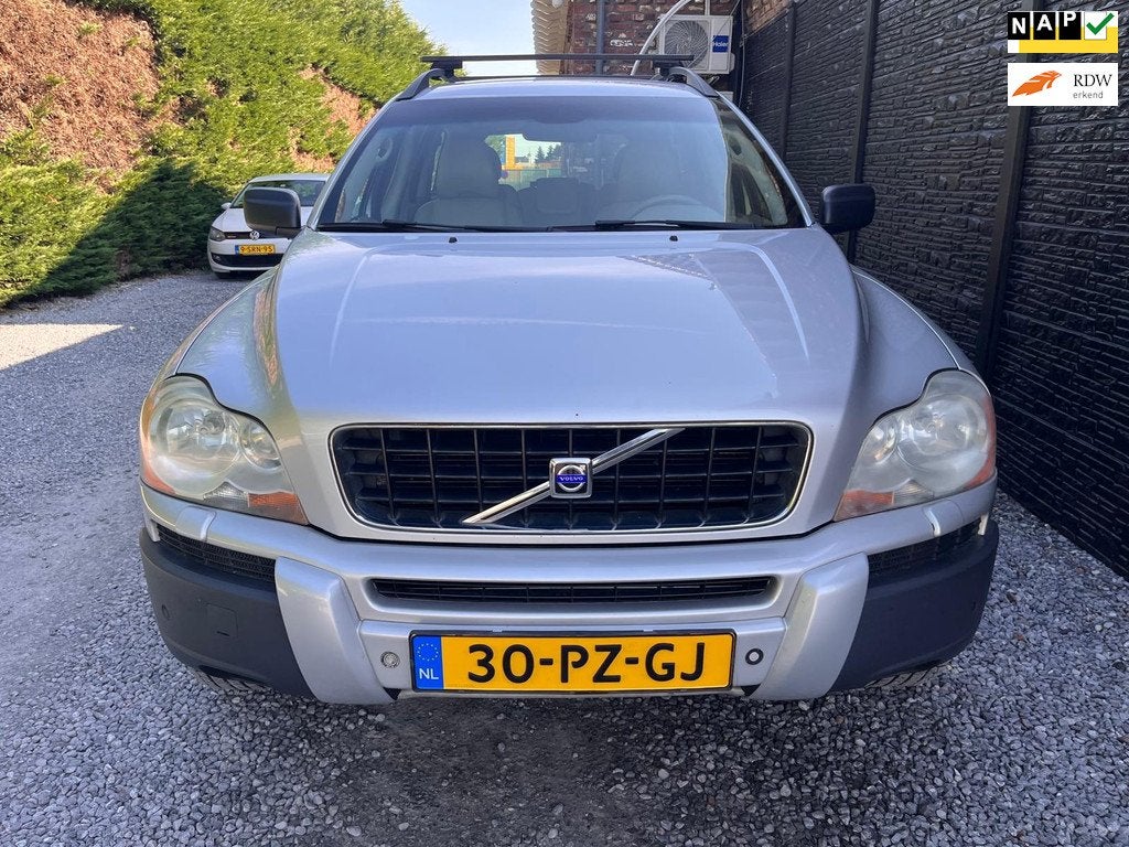 Volvo XC90 2.5 T Exclusive, Auto's, Volvo, Gebruikt, 7 stoelen, 2521 cc, Bedrijf