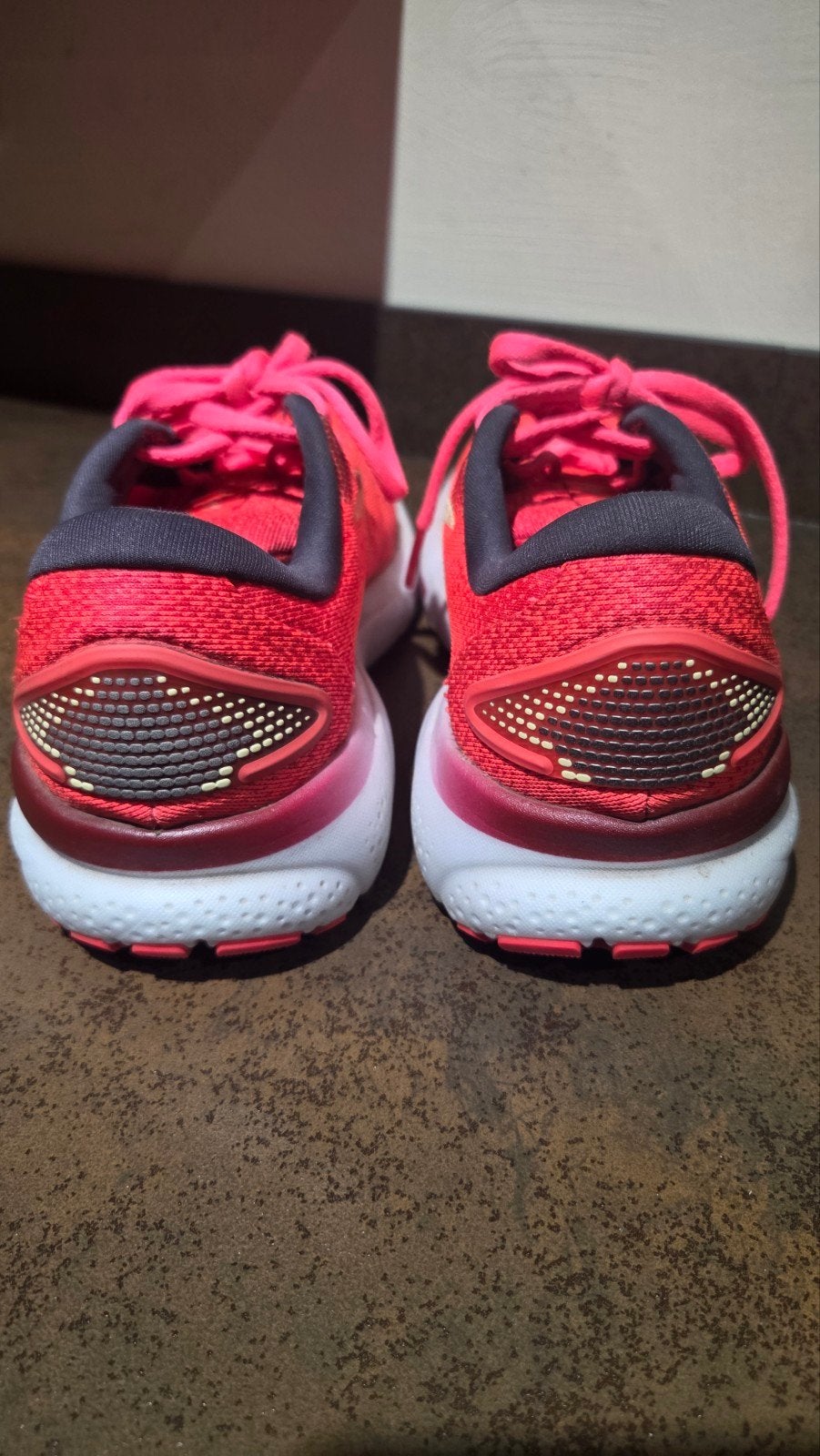 Brooks Ghost Hardloopschoenen - maat 36.5, Sportschoenen, Brooks, Ophalen of Verzenden, Zo goed als nieuw