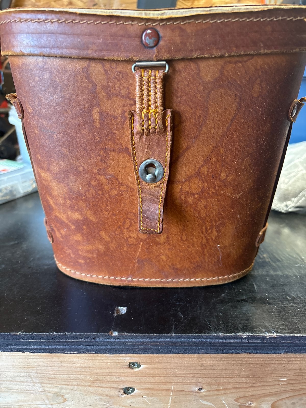 Vintage Broco 7x50 verrekijker met leren tas, Gebruikt, Minder dan 8x, Met hoes of tas, Porro (met knik)