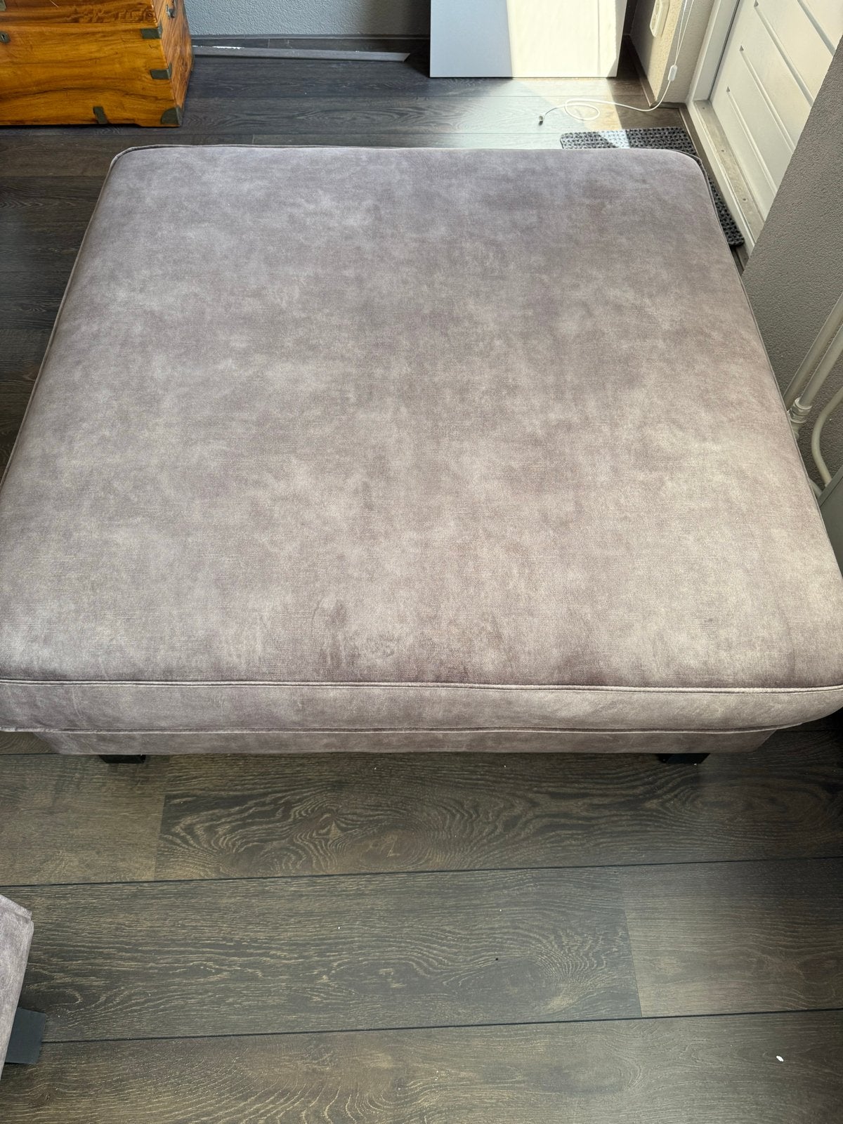 Zo goed als nieuwe poef/hocker Adore stof (110x45x110 cm), Ophalen, Vierkant, Zo goed als nieuw, 100 tot 125 cm