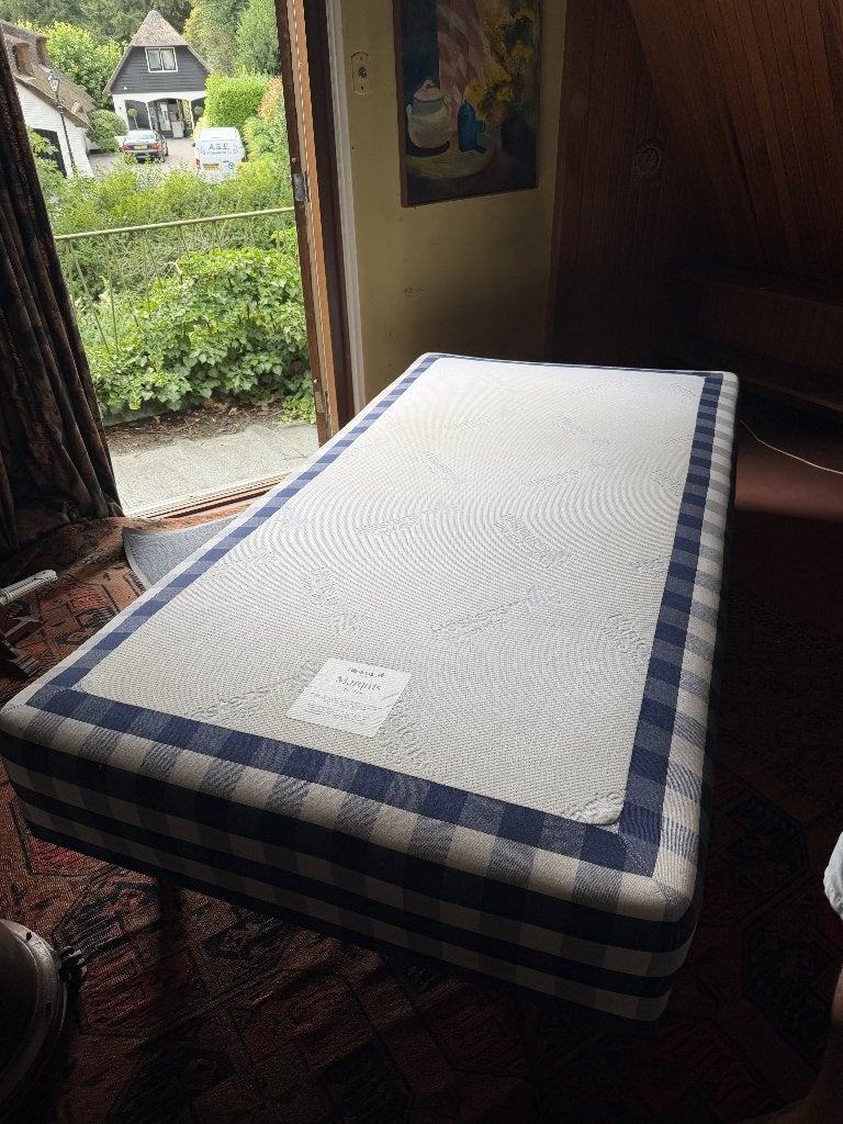 Hästens bed, Ophalen, Overige materialen, Hastens stijl, 200 cm