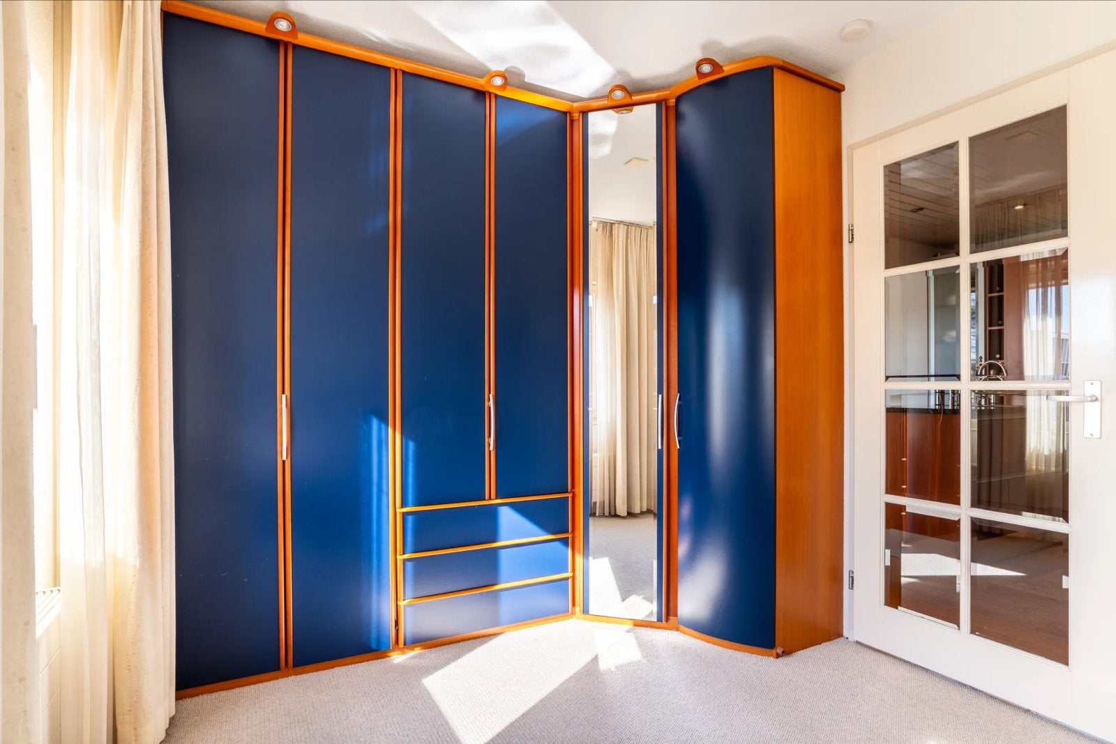 Hoekkast met spiegel en lades - Blauw/Hout, Ophalen, Gebruikt, 200 cm of meer, 200 cm of meer