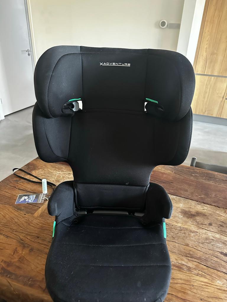X-Adventure Juniorfix i-Size Autostoel Zwart (15-36 kg), Kinderen en Baby's, Autostoeltjes, Autogordel of Isofix, 15 t/m 36 kg