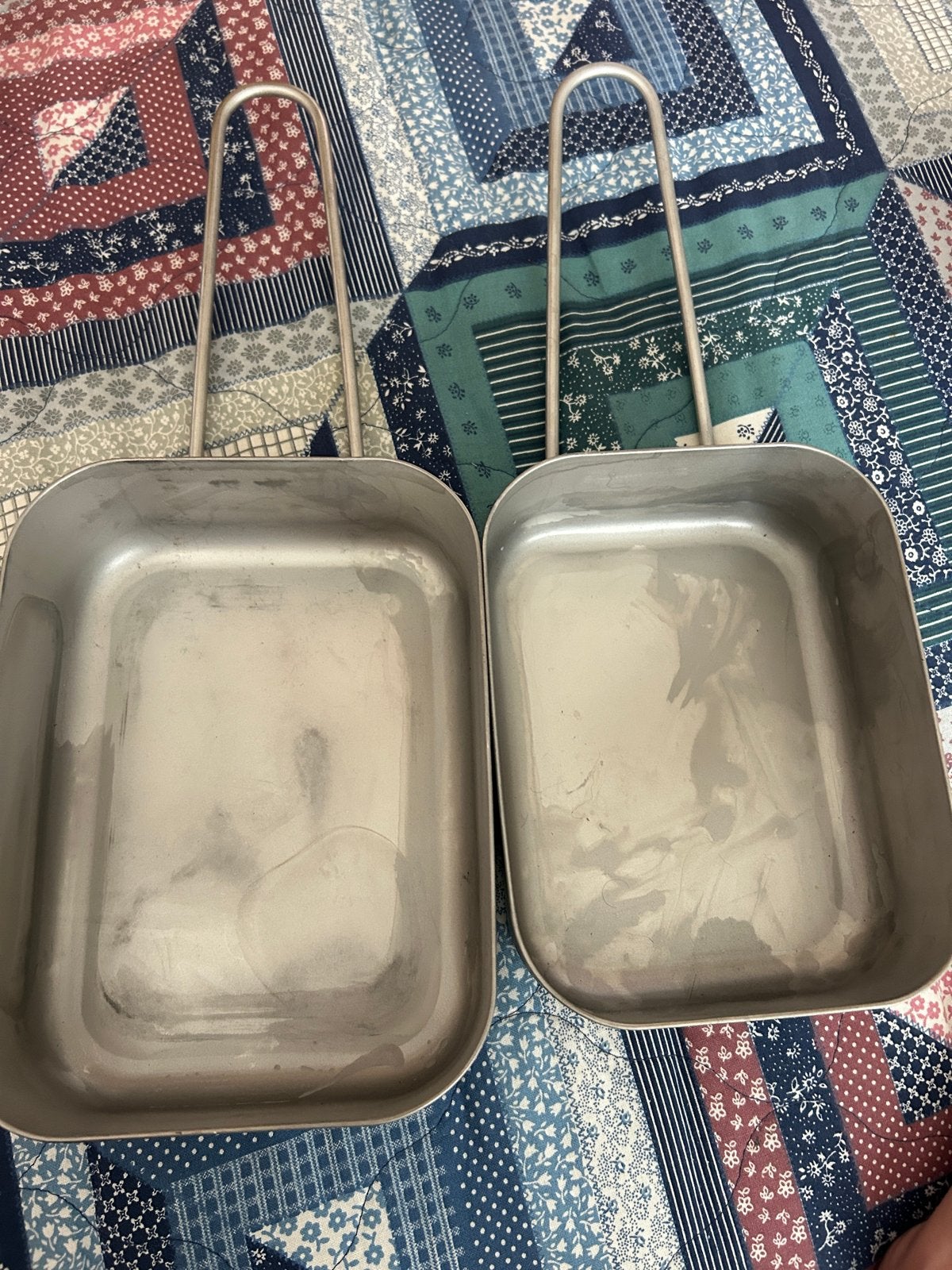 Vintage aluminium mess tins - 2 stuks, Verzamelen, Ophalen of Verzenden, Luchtmacht, Nederland
