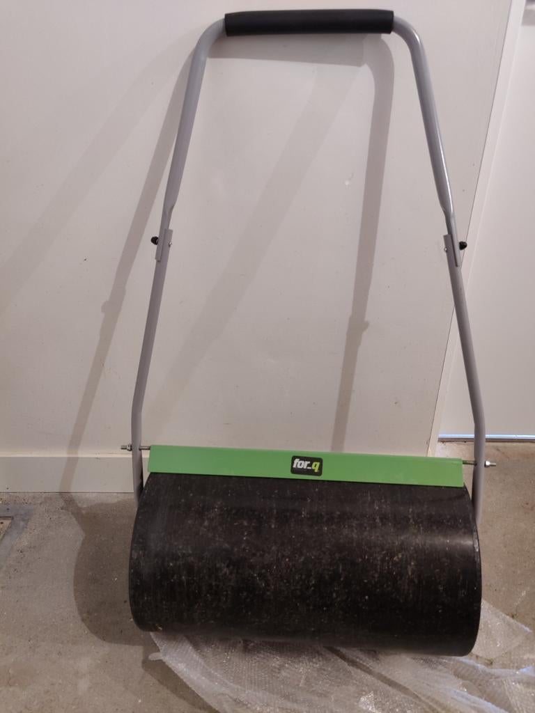 Te huur: 
tuinwals/ graswals., Ophalen, 50 cm of meer