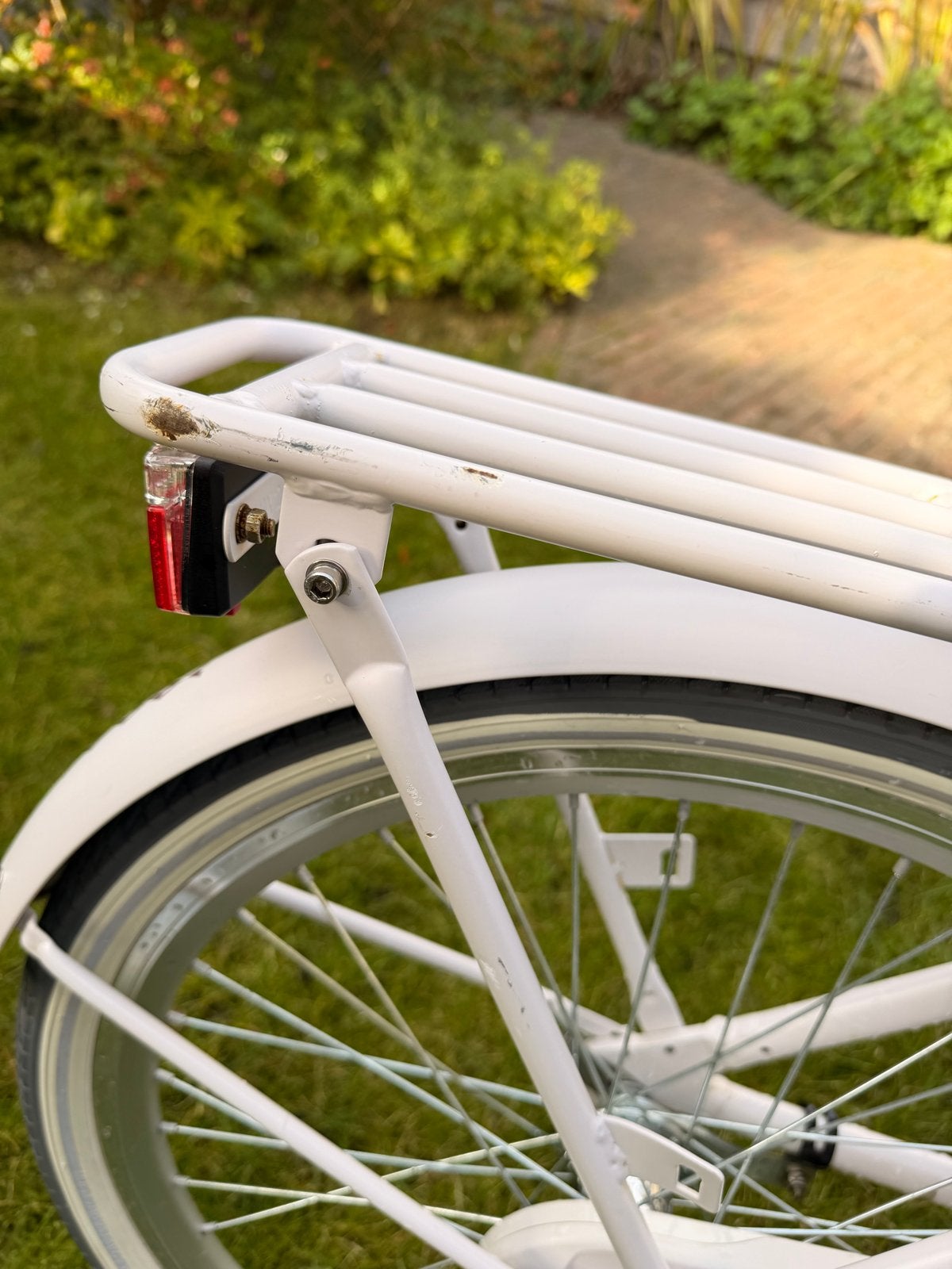 Foto 12 van Alpina kinderfiets 22” met voordrager en bagagedrager
