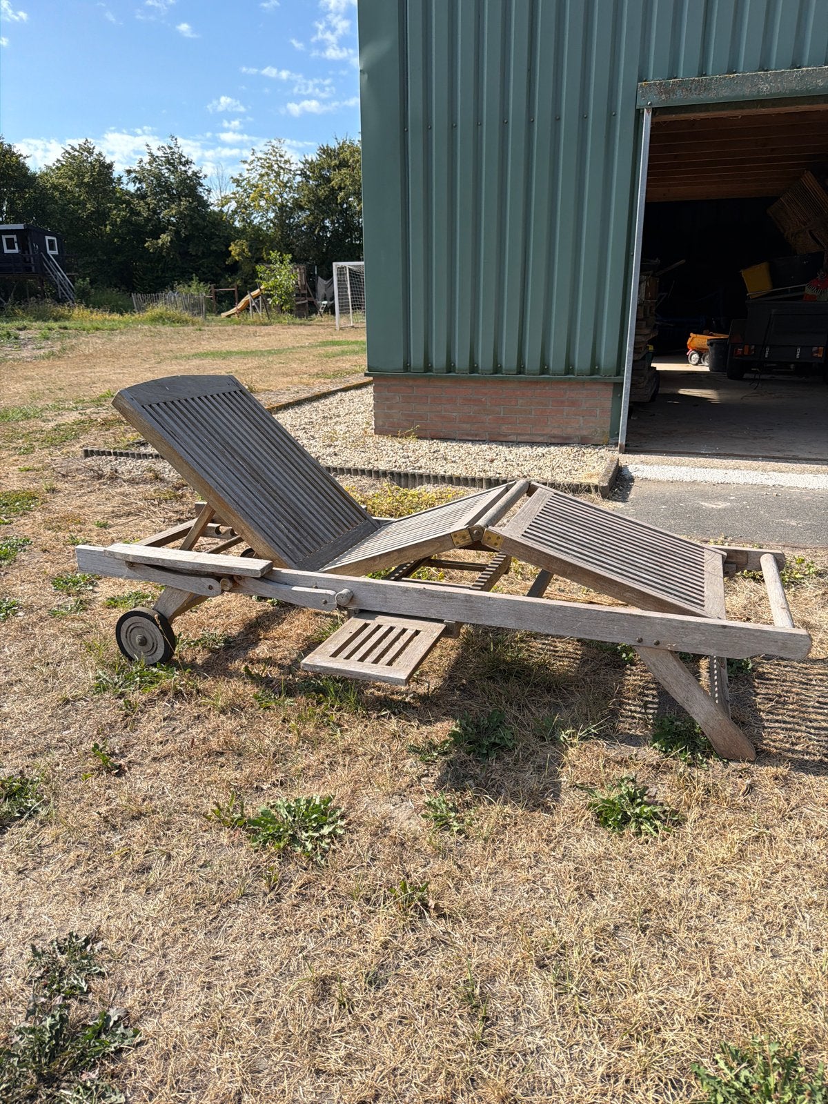 Teak Houten ligstoel met wielen en verstelbare rugleuning, Tuin en Terras, Ophalen, Gebruikt, Hout, Verstelbaar