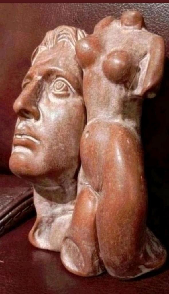 Antiek ogend beeld van man en vrouw, Verzamelen, Beelden en Beeldjes, Ophalen of Verzenden
