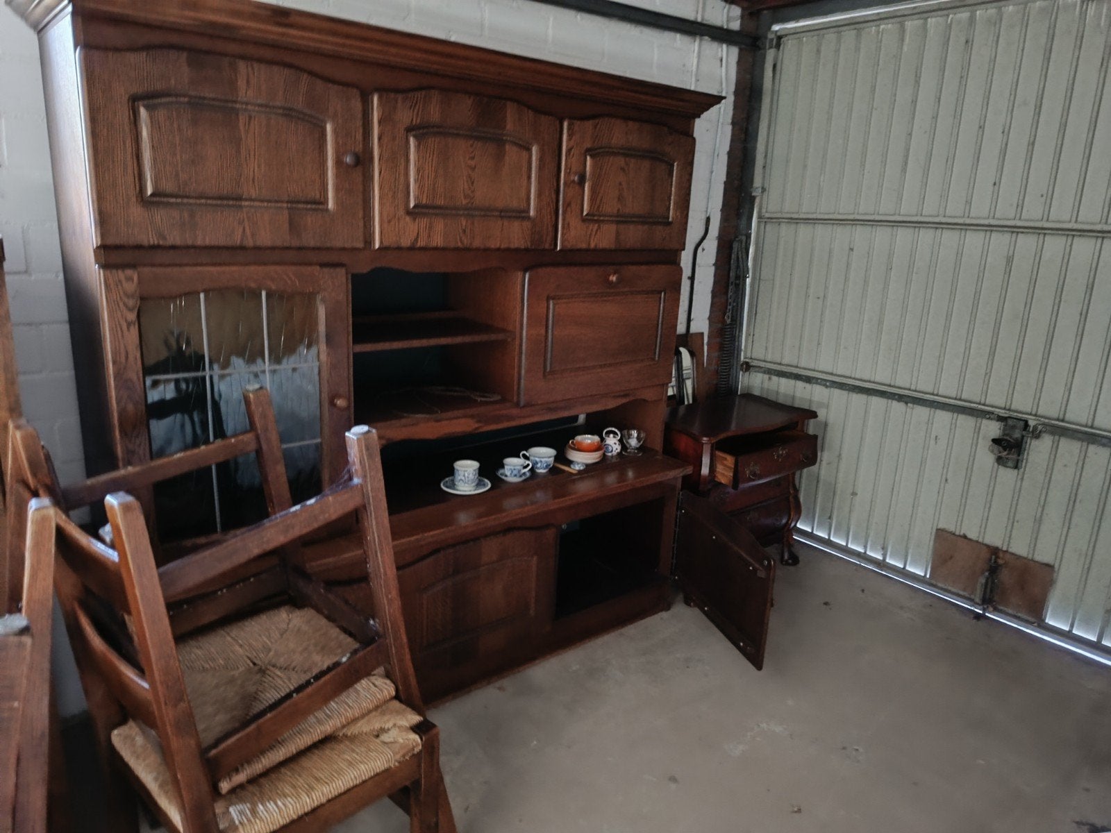 Antieke houten meubels, Ophalen