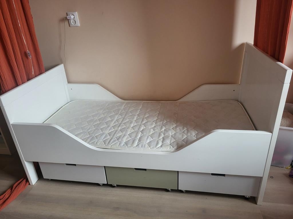 Peuter bed met lades, Kinderen en Baby's, Kinderkamer | Bedden, Ophalen, Gebruikt, 140 tot 160 cm, 70 tot 85 cm