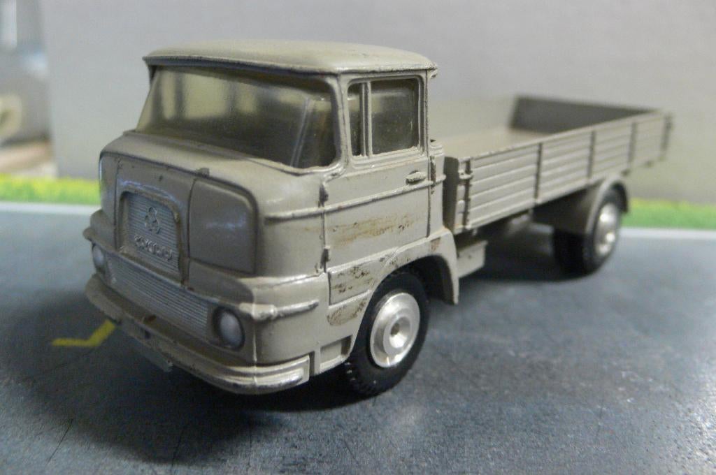krupp frontstuur truck - marklin models -- 1/50 -org. lak, Hobby en Vrije tijd, Modelauto's | 1:50, Verzenden, Gebruikt, Auto