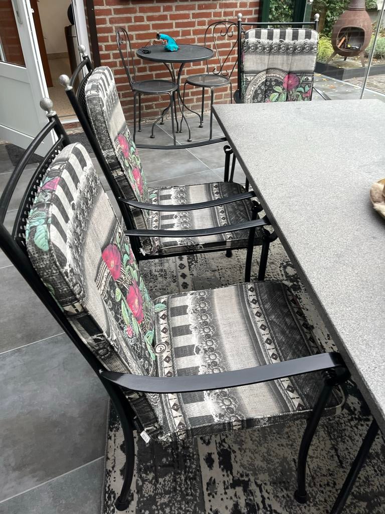 Natuurstenen tuinset met 6 stoelen en kussens, Tuin en Terras, Tuinsets en Loungesets, Overige materialen, Eettafel, Verzenden