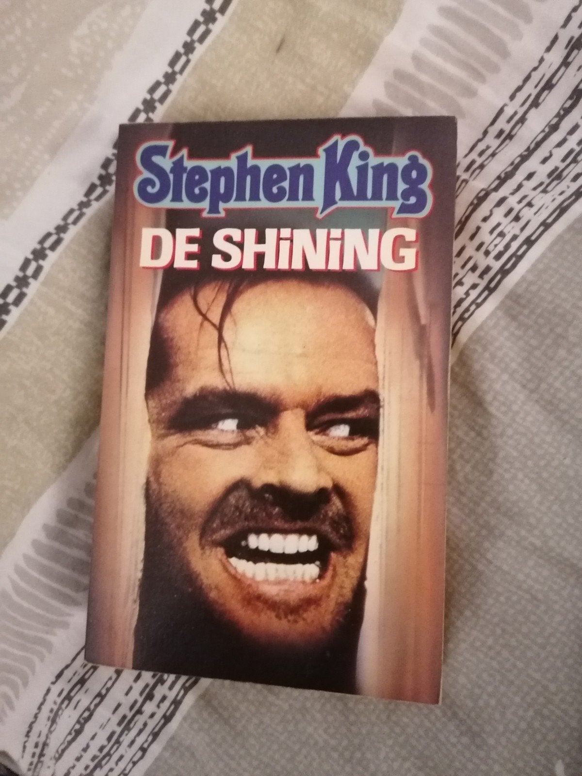 Stephen King - De Shining (Paperback), Ophalen of Verzenden, Gelezen, Stephen King