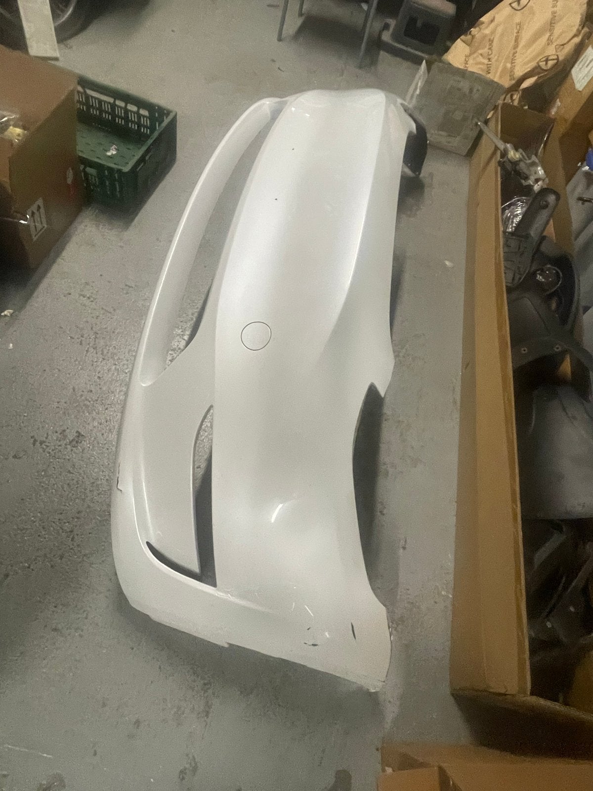 Tesla Model Y Voorbumper Wit - Gebruikt, Ophalen, Gebruikt, Voor, Bumper
