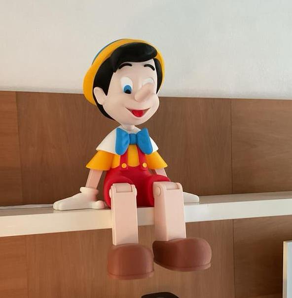 Pinokkio met uit trekbare neus zeer mooi, Ophalen