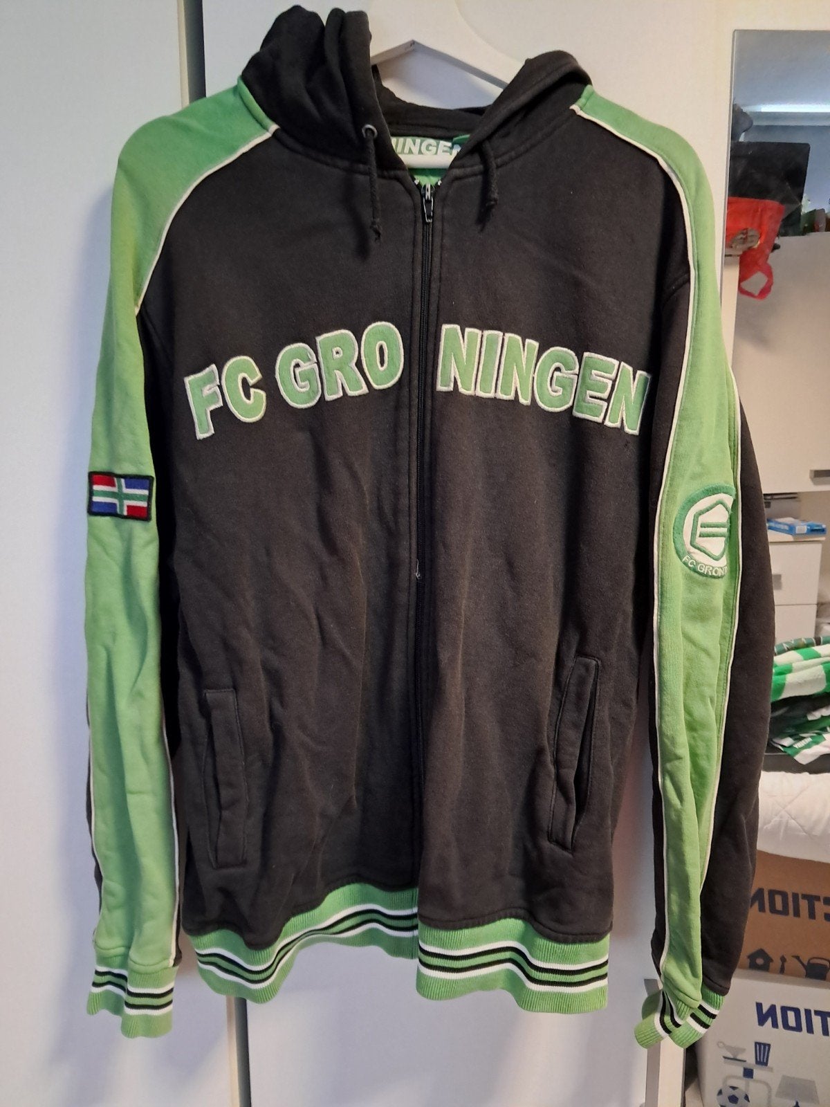 FC Groningen vest met capuchon - Maat XL, Ophalen, FC Groningen, Zwart, Maat 56/58 (XL)