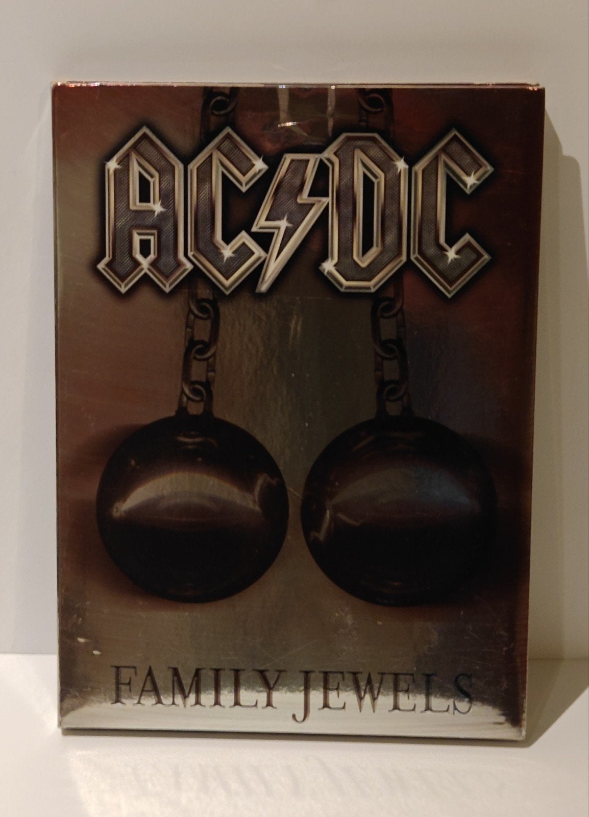AC/DC Family Jewels 2‑DVD Set 40 clips zeldzame tv‑optredens, Cd's en Dvd's, Alle leeftijden, Ophalen of Verzenden, Zo goed als nieuw