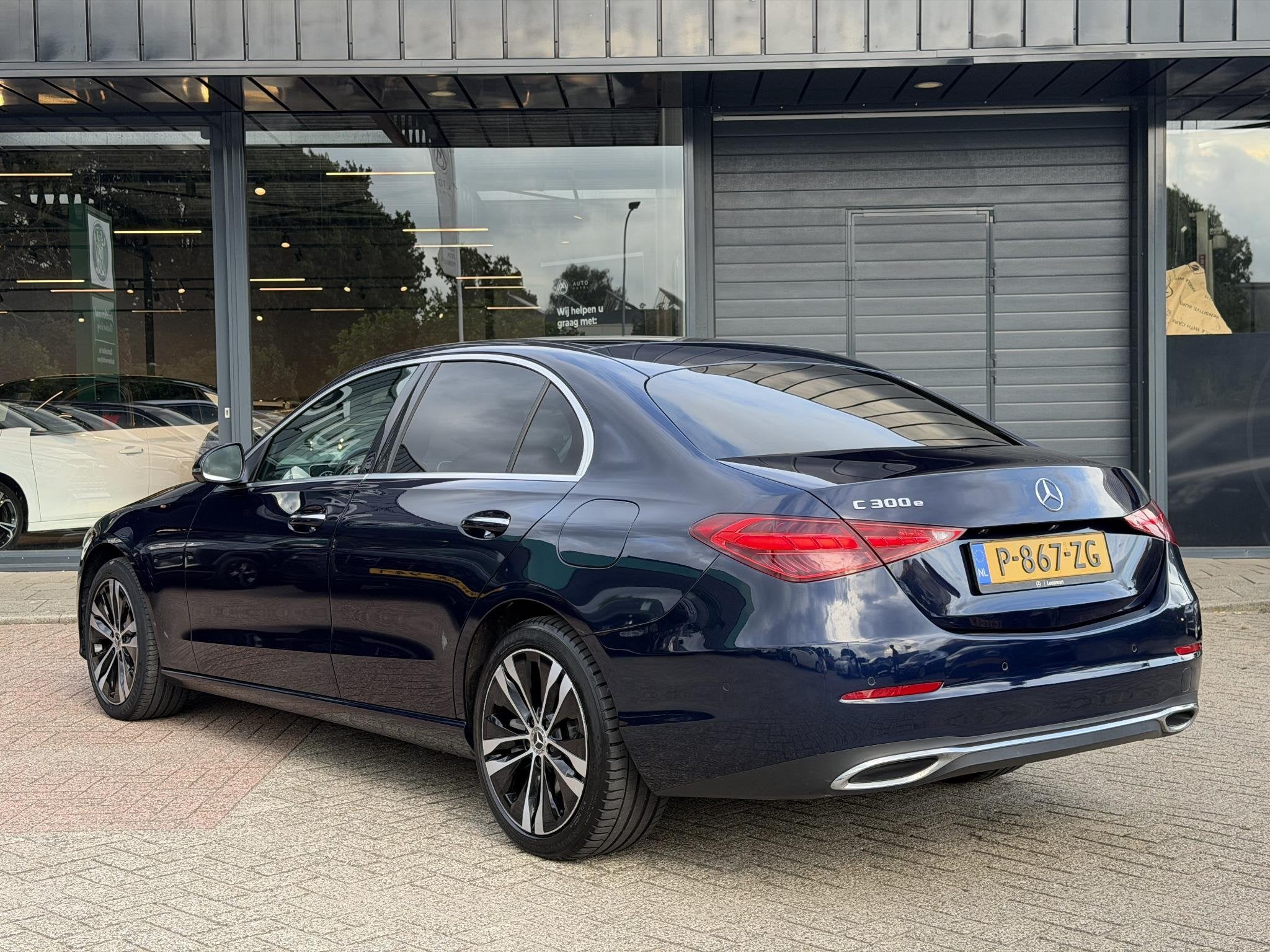 Mercedes-Benz C-klasse 300 e Luxury Line WEG KLAPBARE TREKHA, Automaat, Achterwielaandrijving, 4 cilinders, Automatische klimaatregeling
