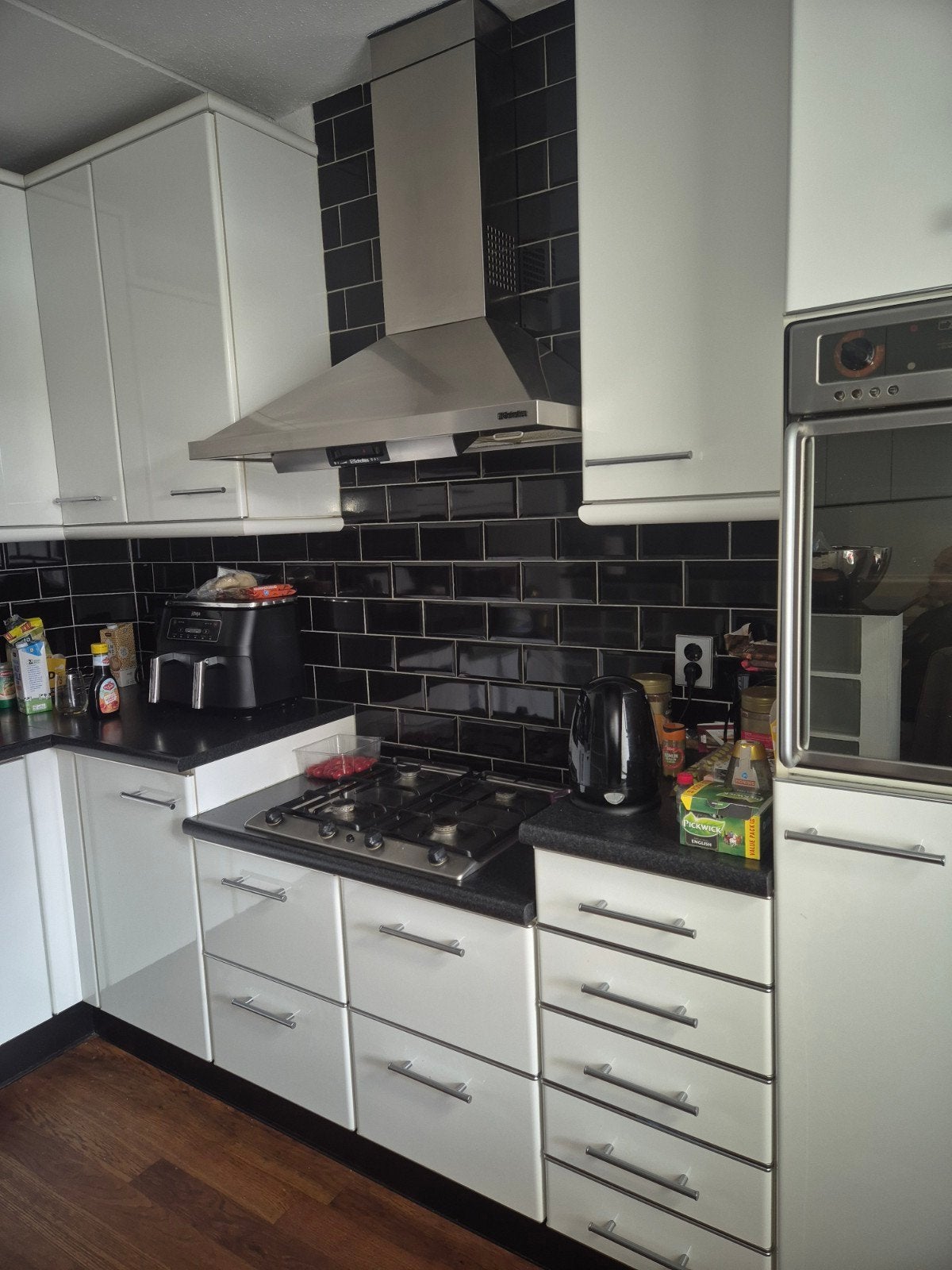 Gebruikte keuken in goede staat - Zelf demonteren, Huis en Inrichting, Keuken | Complete keukens, Ophalen, Gebruikt, Wit, Hoekkeuken