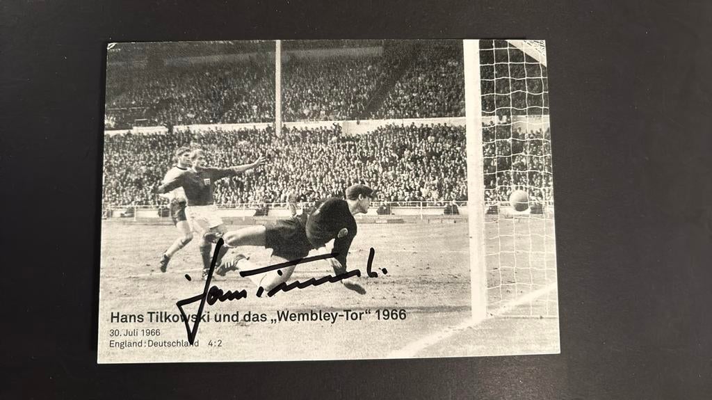 Hans Tilkowski finale 1966 Wembley doelpunt HANDTEKENING, Verzenden, Zo goed als nieuw, Buitenlandse clubs, Spelerskaart
