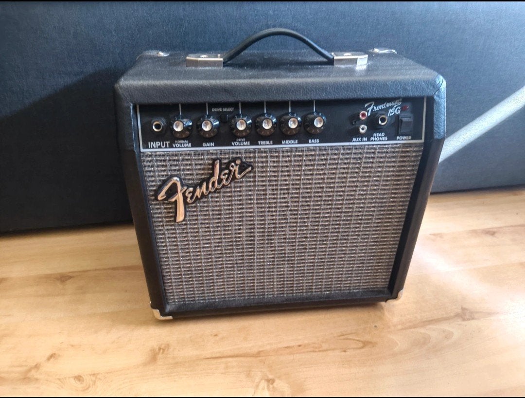 Fender Frontman 15G gitaarversterker, Muziek en Instrumenten, Ophalen of Verzenden, Zo goed als nieuw, Gitaar, Minder dan 50 watt